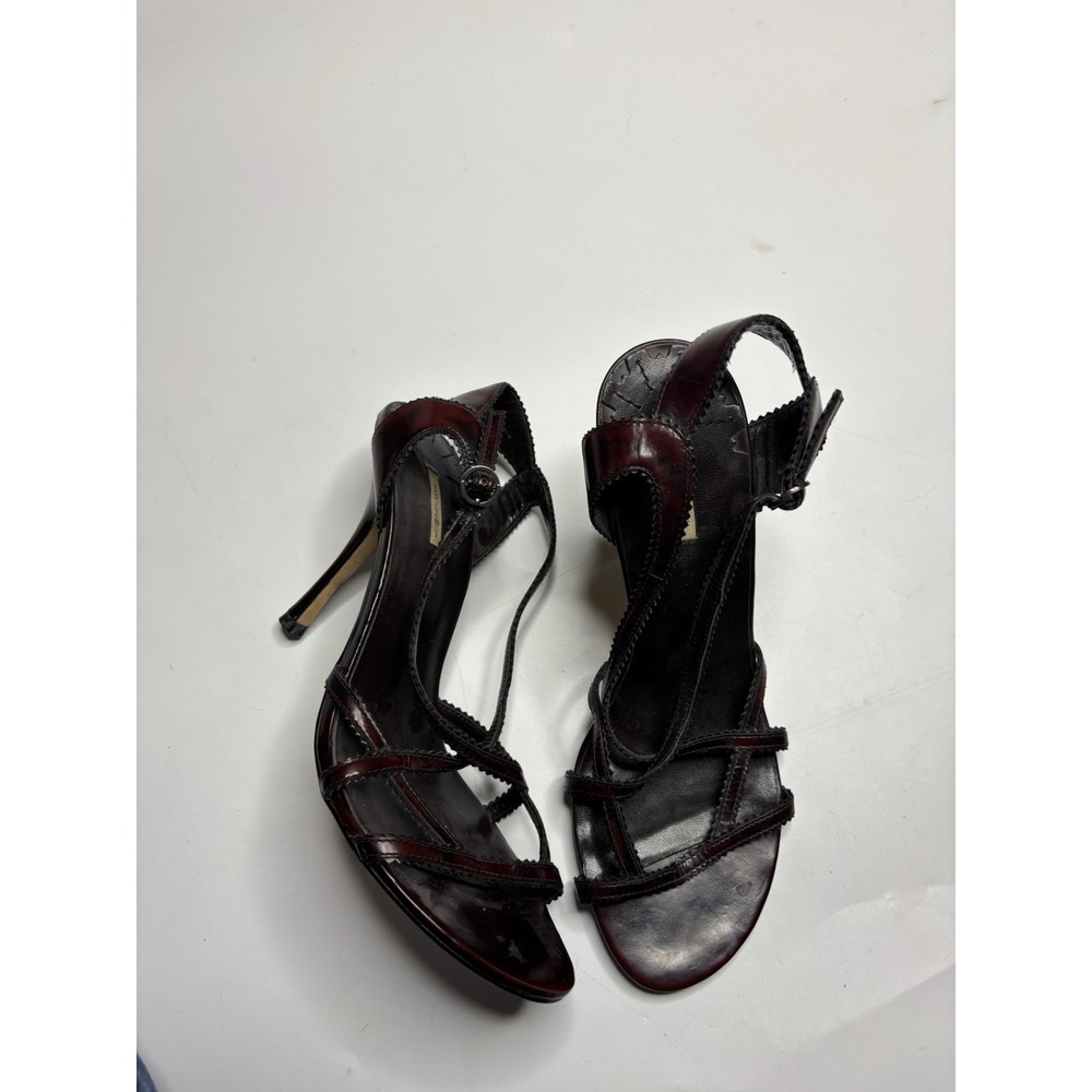 $150 MAX STUDIO Strappy Designer Red Serated Leather EVENING Sandals Women's 8M
